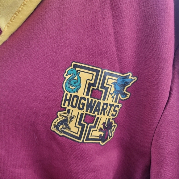 NWOT Hogwarts Crest Harry Potter bath robe with hood size LG/XL - Picture 5 of 7